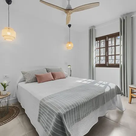 فيلة Casahost La Barraca Sunset *